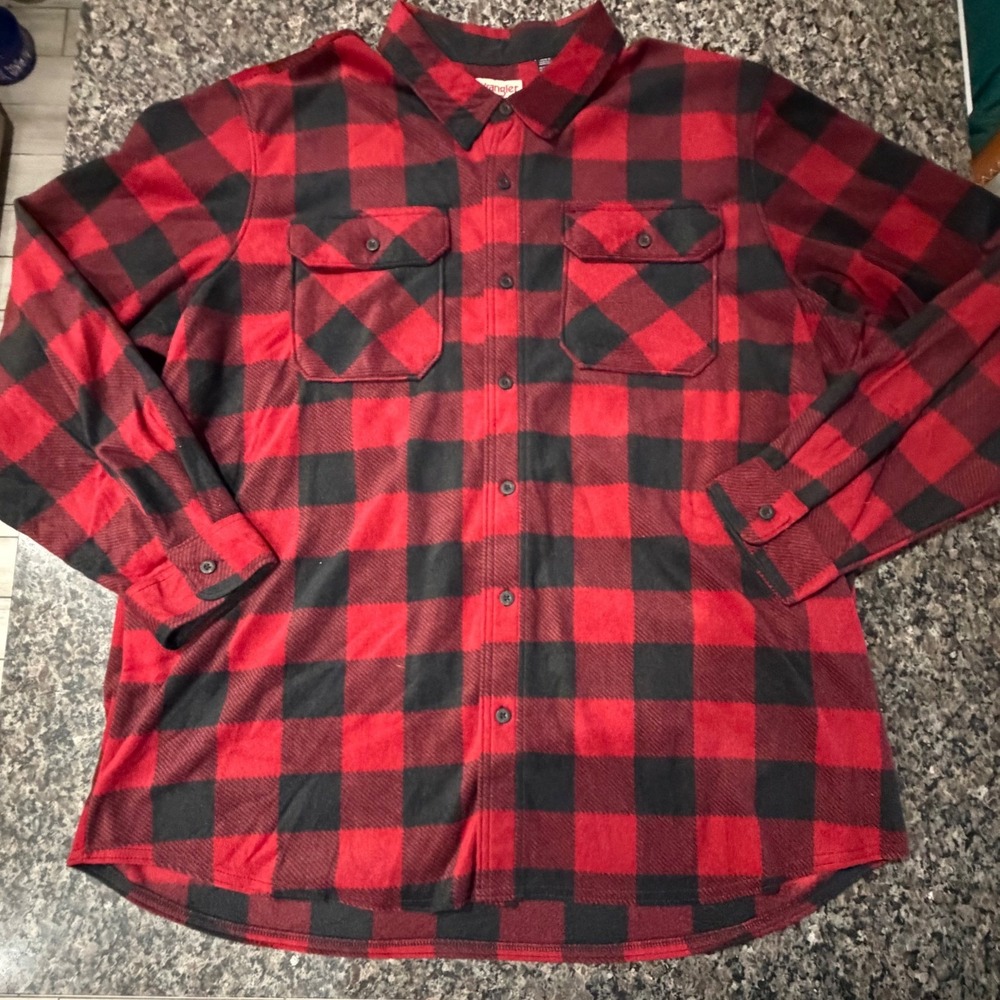 Wrangler Authentics Mens 2XT Red Black Buffalo Plaid Fleece Button Down Shirt